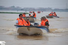 钓鱼船 水上垂钓的理想伙伴